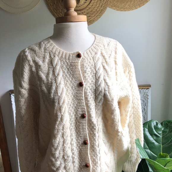 Handmade Vintage Fisherman Cardigan in Ivory Cream - Picture 2 of 7